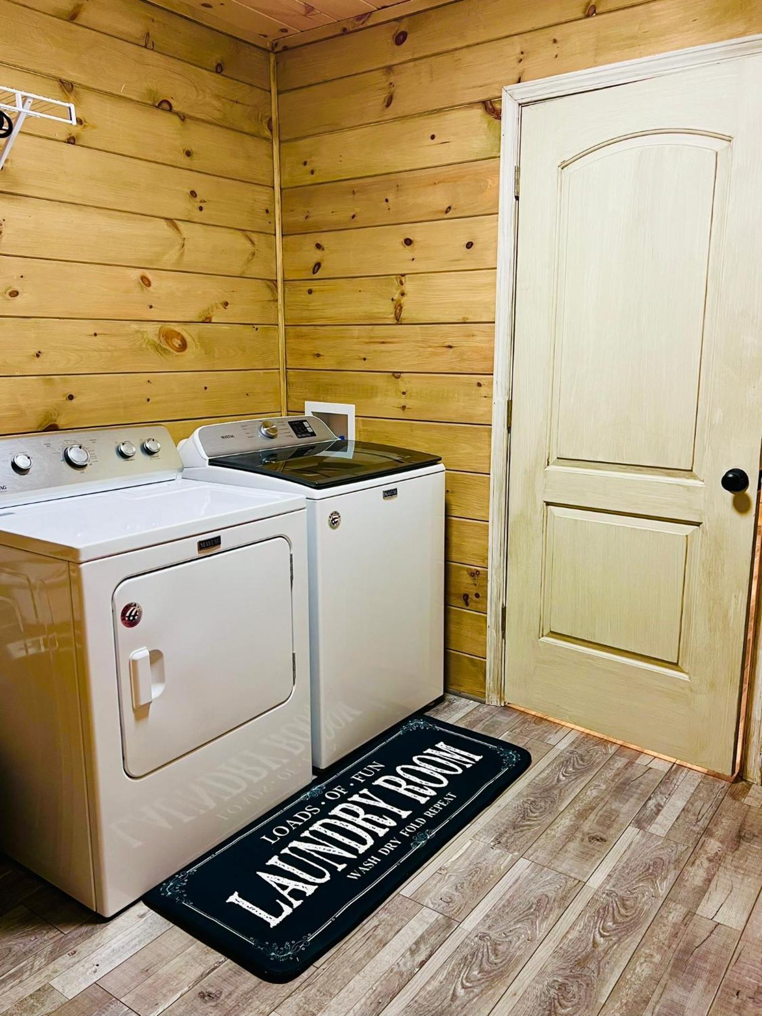 Firefly Fields 2-Acres With Guest House, Game Room, Mountain & River Views Sevierville Exterior foto